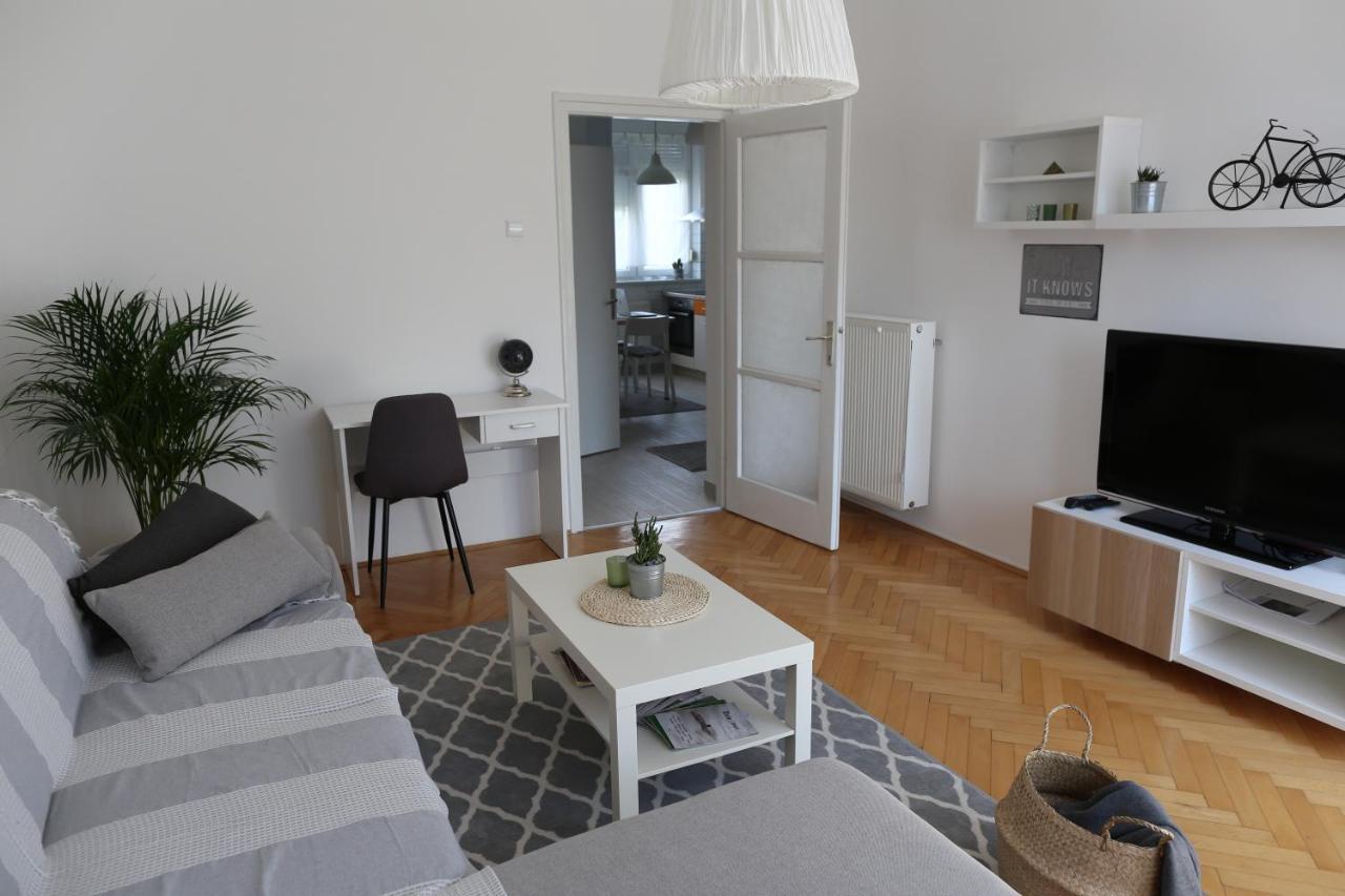 Apartman Bel Varazdin Luaran gambar
